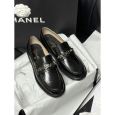 Chanel Low Shoes